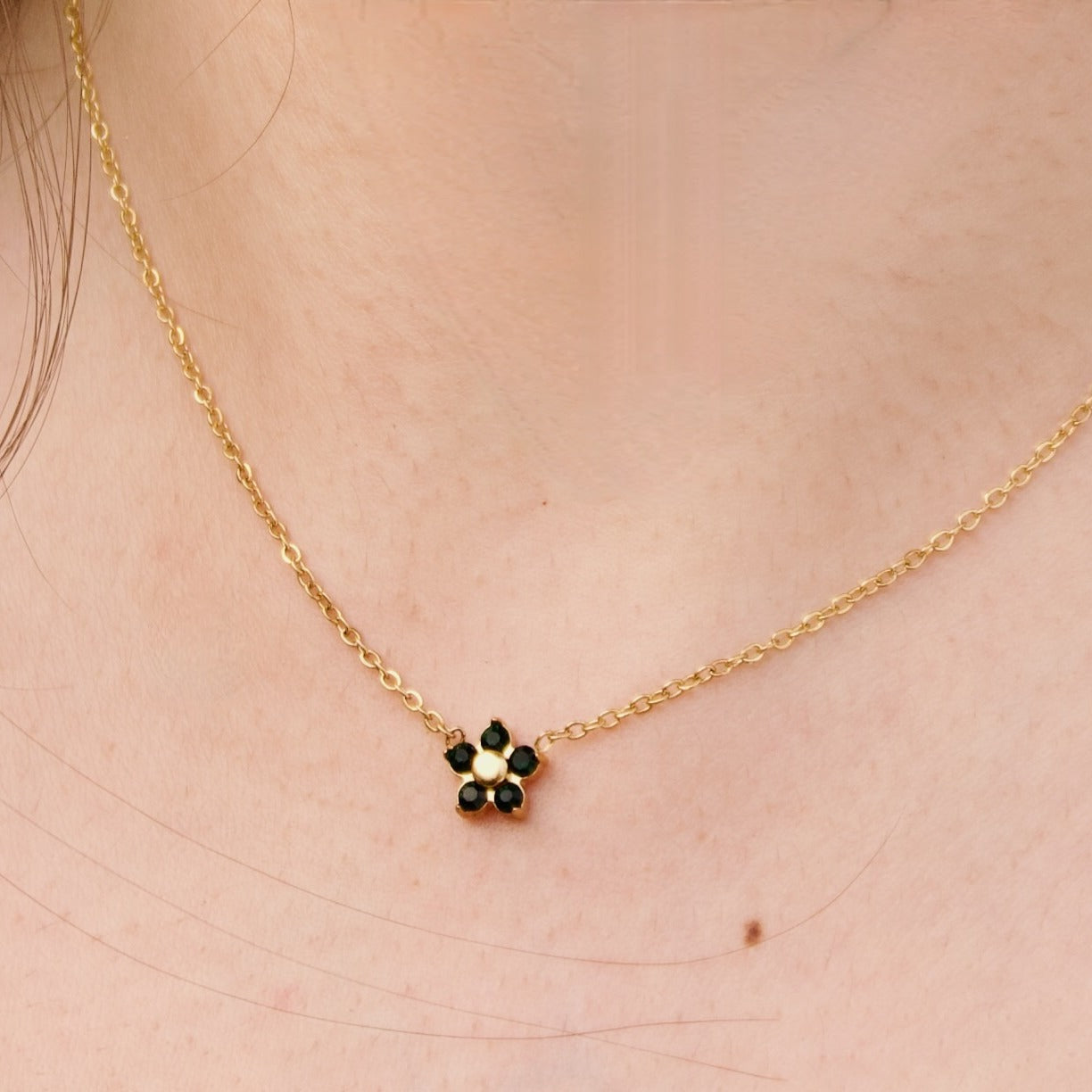 Maeve Pendant π€