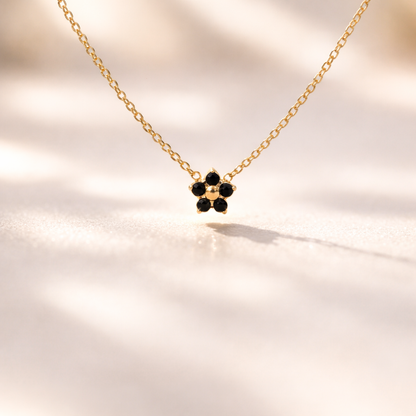 Maeve Pendant  🖤