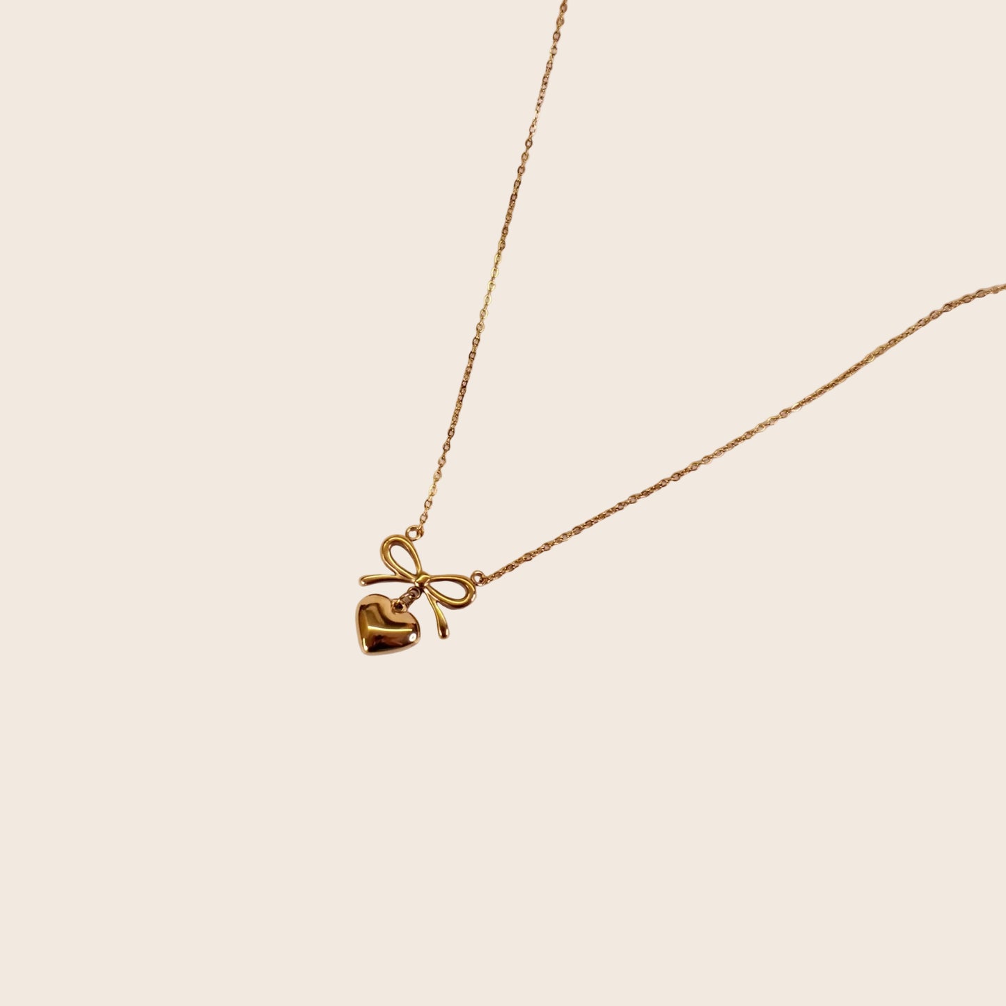 Aria Pendant 🎀