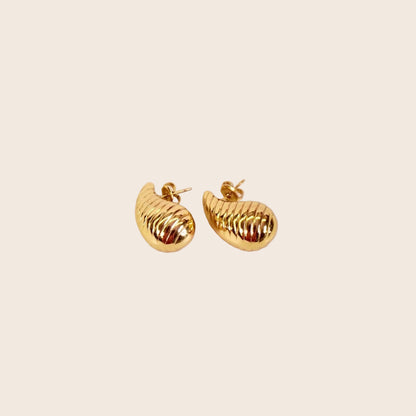 Sagarika Earrings 🐚