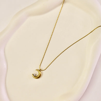 Crescent pendant 🌙