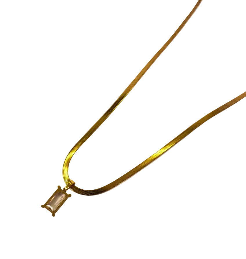 Uvika Snake Chain with Pendant